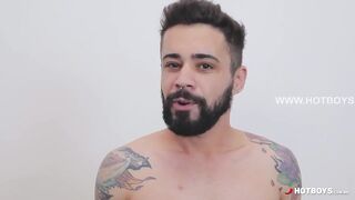 Latin Amerikai csávót döngetik a méretes farkú csoki pasik