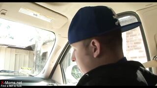 Öreg lány fiatal pasival kúrel