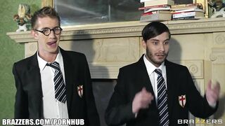 Tarra White a szexy sulis kurva