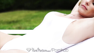 Cory Chase popója meghágva
