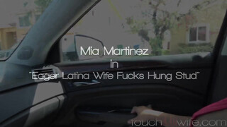 Mia Martinez muffját a férje haverja bassza
