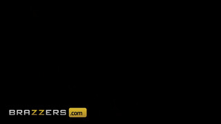 Brazzers - Whitney Wright hátsója meghágva