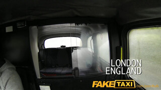 FakeTaxi - vörös rövid hajú kisasszony szúk pinája