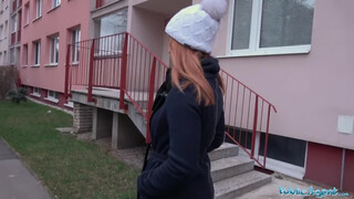 Jenny Manson a fullos orosz kisasszony - Public Agent