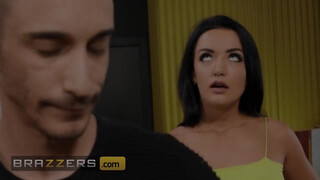 Brazzers - Zuzu Sweet-et hátsó bejáratba keféli a Barista hapsi