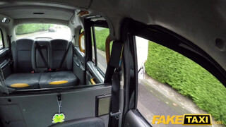 Fake Taxi - Óriás didkós milf megdugva