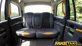Fake Taxi - Ashleigh Devere a nagy cicis spiné