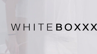 WhiteBoxxx - Zazie Skymm a magyar csaj popsiba baszva