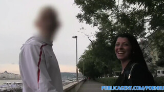 PublicAgent - Vivien Bell a szexy kreol picsa