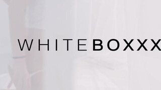 WhiteBoxxx - kicsmellű lány alaposan megkúrva