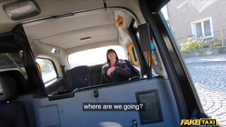 Fake Taxi - Tetovált olasz kisasszony megkúrelva