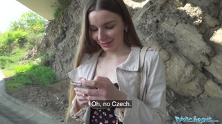 Public Agent - Arina Shy a félénk fiatal nőci