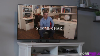 Summer Hart punciba és análba rakva