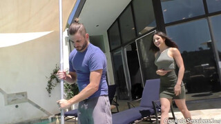 Abella Danger a pasija előtt dug