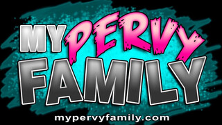 Himbilimbi kedvelő nevelő húgi - MyPervyfamily