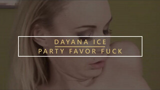 Dayana Ice muffja megkefélve