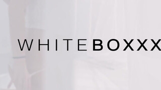 WHITEBOXXX - Zazie Skymm a világos szőke magyar tini