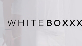 WhiteBoxxx - Darcia Lee a méretes csöcsű magyar cigány kiscsaj