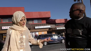 Nadia Ali a dögös arab bige