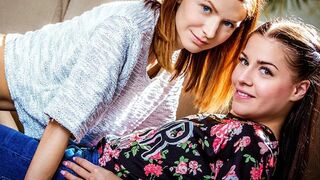 Eveline Dellai vad lovaglása kétfejű műfarokkal