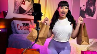 Vastag seggű influencer véletlenül megdugja magát a rajongói szeme láttára