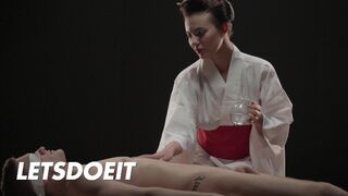 Vanessa Decker forró masszázst ad Max Diornak, aztán rendesen meglovagolja