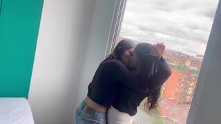 Párja imádja a nyilvános baszást legelső rész