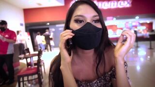 Pov - amikor elkíséred a barátnődet a moziba, és a pasija nem jön el