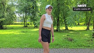 Izgató tinilány seggét megbasztam és telelőttem gyógyszerrel