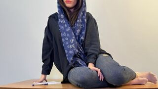 Dögös arab milf megbassza a bankárt a vámért