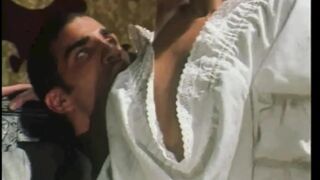 A szobalány és a mester titkos sex kalandja hatalmas fasszal
