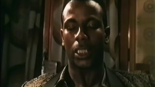 Retro MILF-ek több anális szexet kapnak Rocco Siffreditől és Ray Victorytől